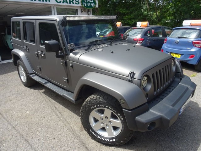 2013 63 Jeep Wrangler 2.8 CRD OVERLAND UNLIMITED 4d CONVERTIBLE 4x4 AUTOMATIC 197 BHP FOUR WHEEL DRIVE