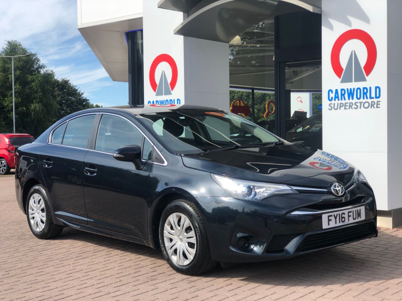 View our TOYOTA AVENSIS