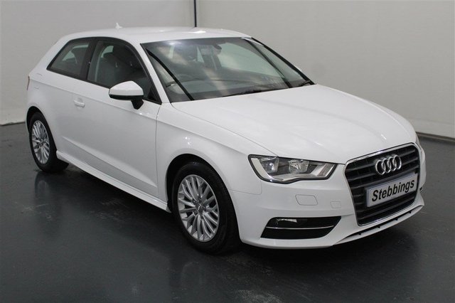 2015 15 AUDI A3 1.6 TDI ULTRA SE TECHNIK 3d 109 BHP