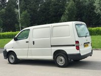 USED 2008 57 TOYOTA HI-ACE 2.5 280 SWB D-4D 95 1d 94 BHP NO VAT** NO VAT ** 2 KEYS