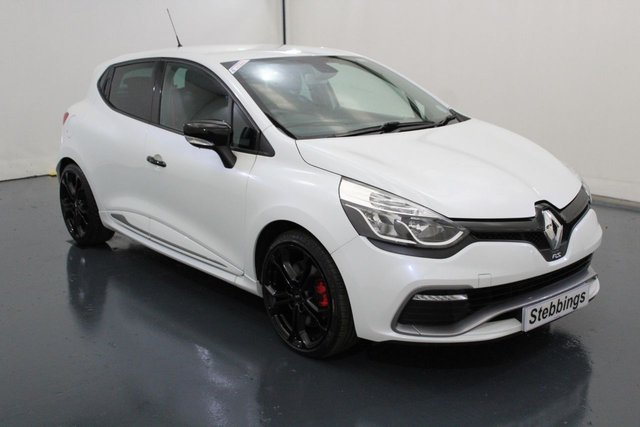 2016 16 RENAULT CLIO 1.6 RENAULTSPORT NAV 5d AUTO 200 BHP