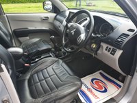USED 2011 11 MITSUBISHI L200 2.5 DI-D 4X4 BARBARIAN LB DCB 1d 175 BHP PRICE 9125 + VAT +SAT NAV + CANOPY