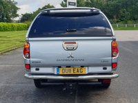 USED 2011 11 MITSUBISHI L200 2.5 DI-D 4X4 BARBARIAN LB DCB 1d 175 BHP PRICE 9125 + VAT +SAT NAV + CANOPY