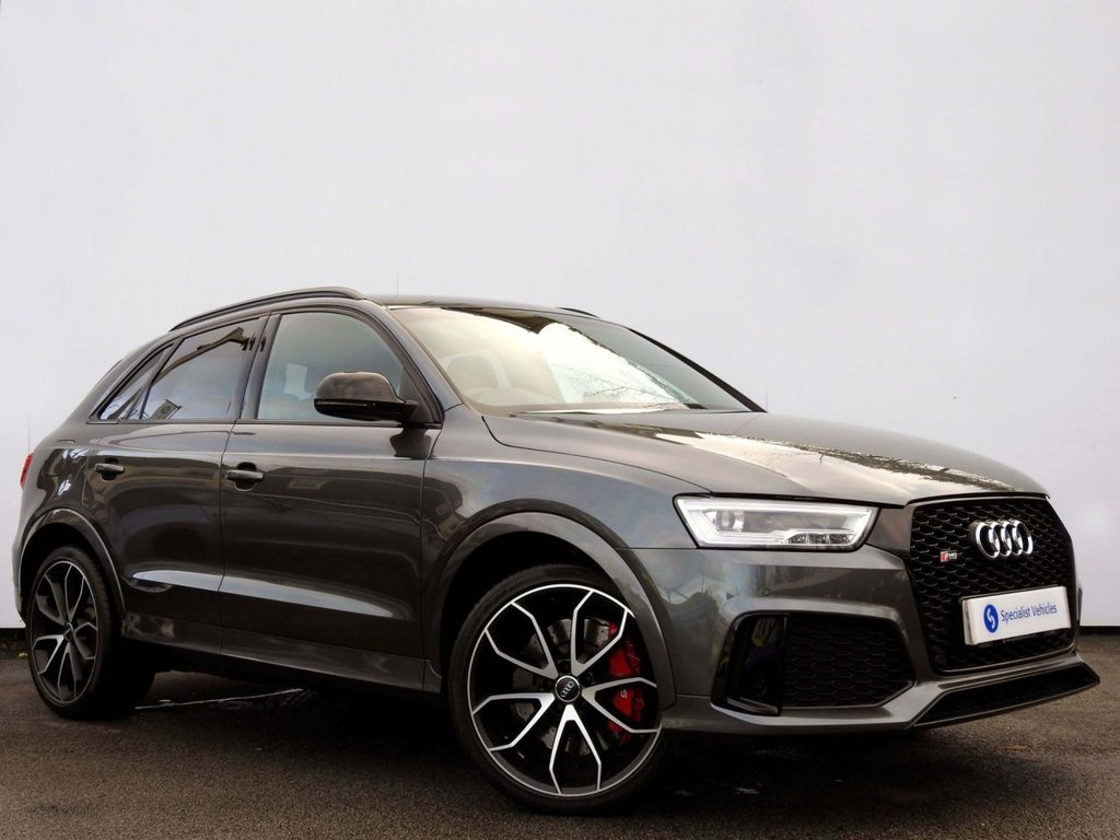 View our AUDI Q3