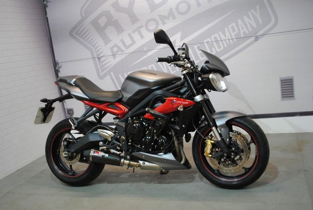 2015 65 Triumph Street Triple 675 R ABS