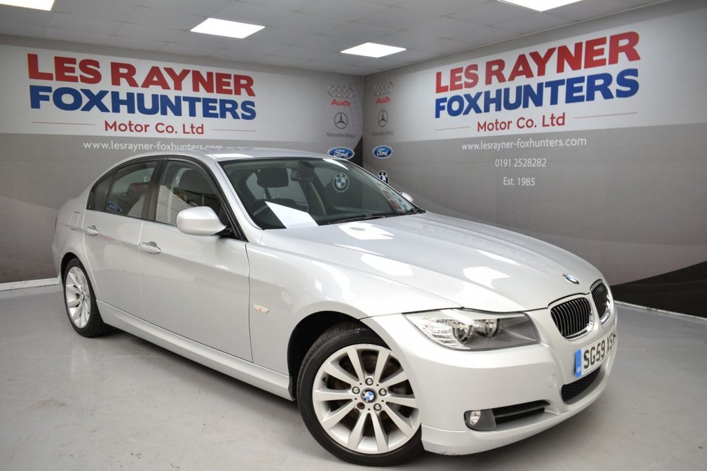 View our BMW 3 SERIES
