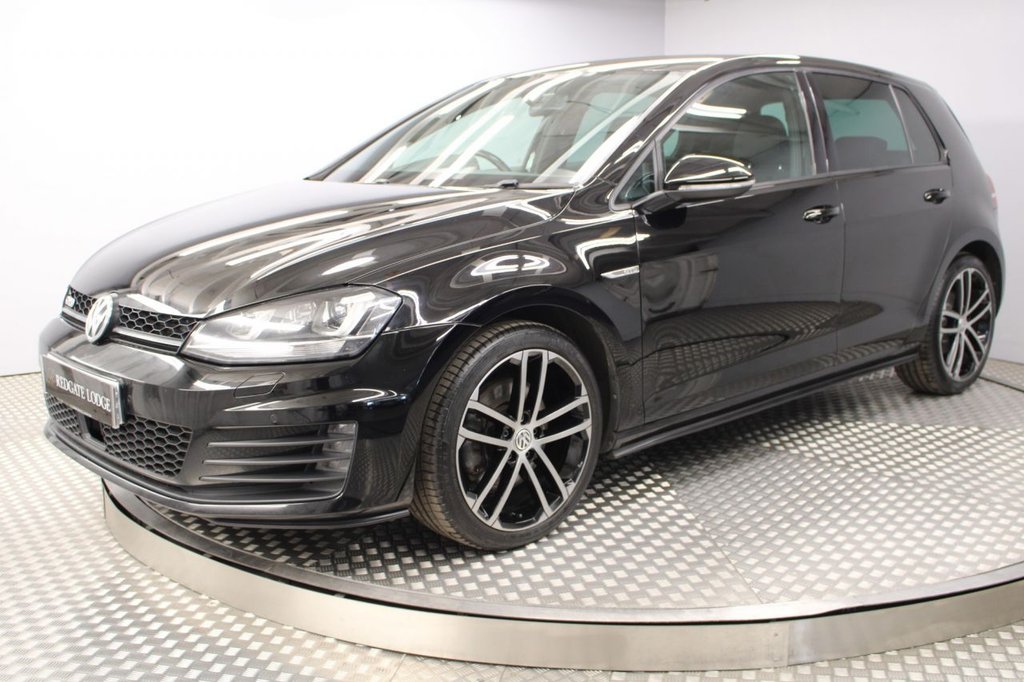 View our VOLKSWAGEN GOLF
