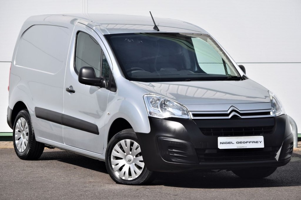 View our CITROEN BERLINGO