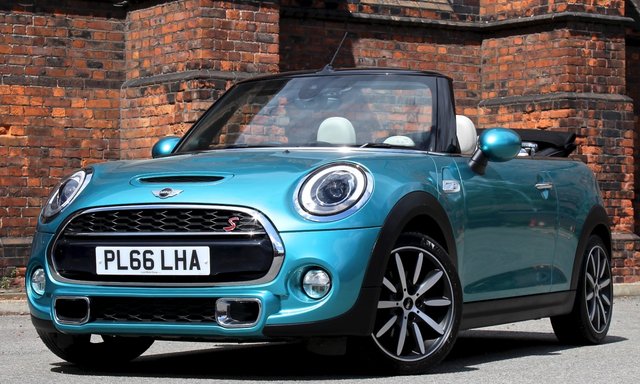 2016 66 MINI Convertible 2.0 COOPER S 2d 189 BHP [ MEDIA XL ]