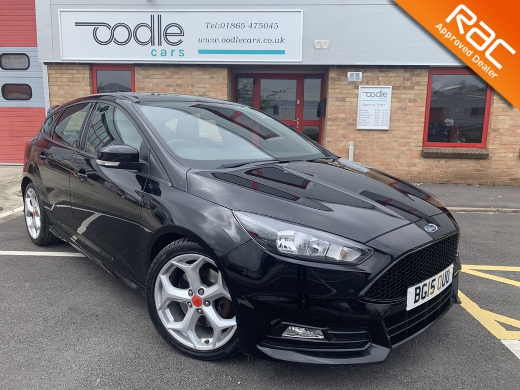 View our FORD FOCUS
