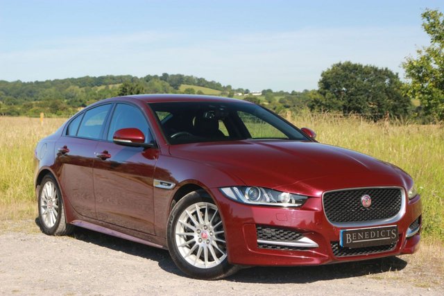 2015 65 Jaguar Xe 2.0 R-SPORT 4d AUTO 161 BHP