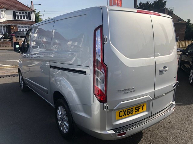 View our FORD TRANSIT CUSTOM