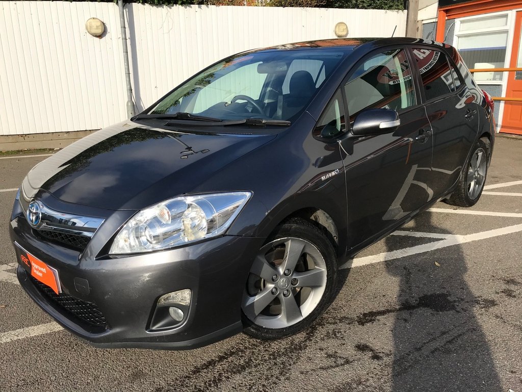 View our TOYOTA AURIS