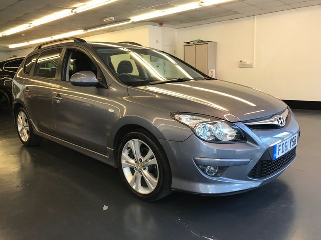 12 Hyundai I30 Premium Crdi 2 648