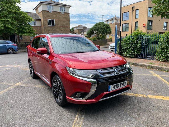 2016 16 MITSUBISHI OUTLANDER 2.0 PHEV GX 4HS 5d AUTO 161 BHP 