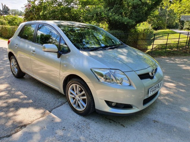 2009 09 Toyota Auris 1.6 TR VALVEMATIC 5d 131 BHP