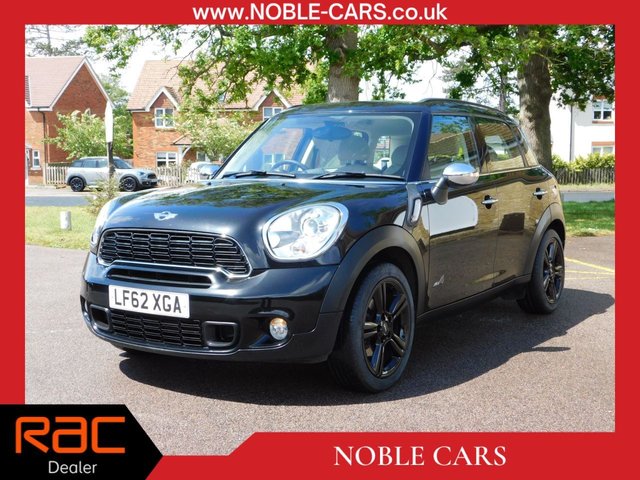 View our MINI COUNTRYMAN