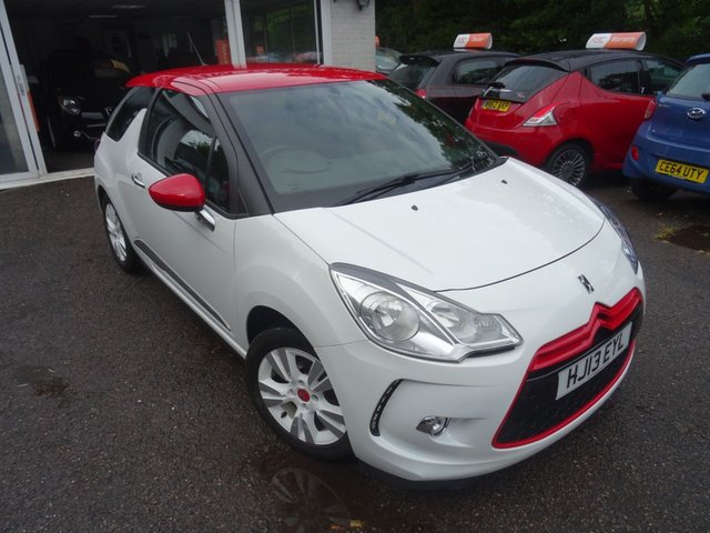 2013 13 Citroen DS3 1.6 E-HDI DSTYLE RED AIRDREAM 3d 90 BHP