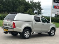 USED 2010 10 TOYOTA HI-LUX 3.0 INVINCIBLE 4X4 D-4D DCB 1d AUTO 169 BHP FULL LEATHER + SAT NAV ** NO VAT **