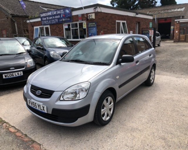 2006 55 Kia Rio 1.4 GS 5d 96 BHP