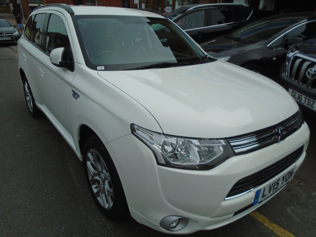 View our MITSUBISHI OUTLANDER