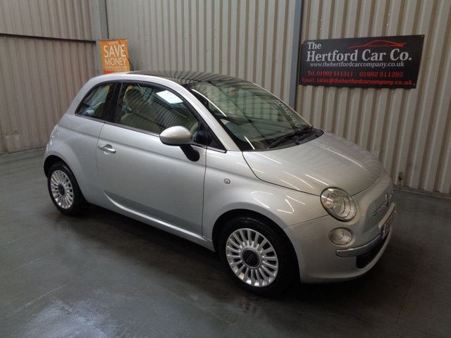 2011 11 Fiat 500 1.2 LOUNGE 3d 69 BHP