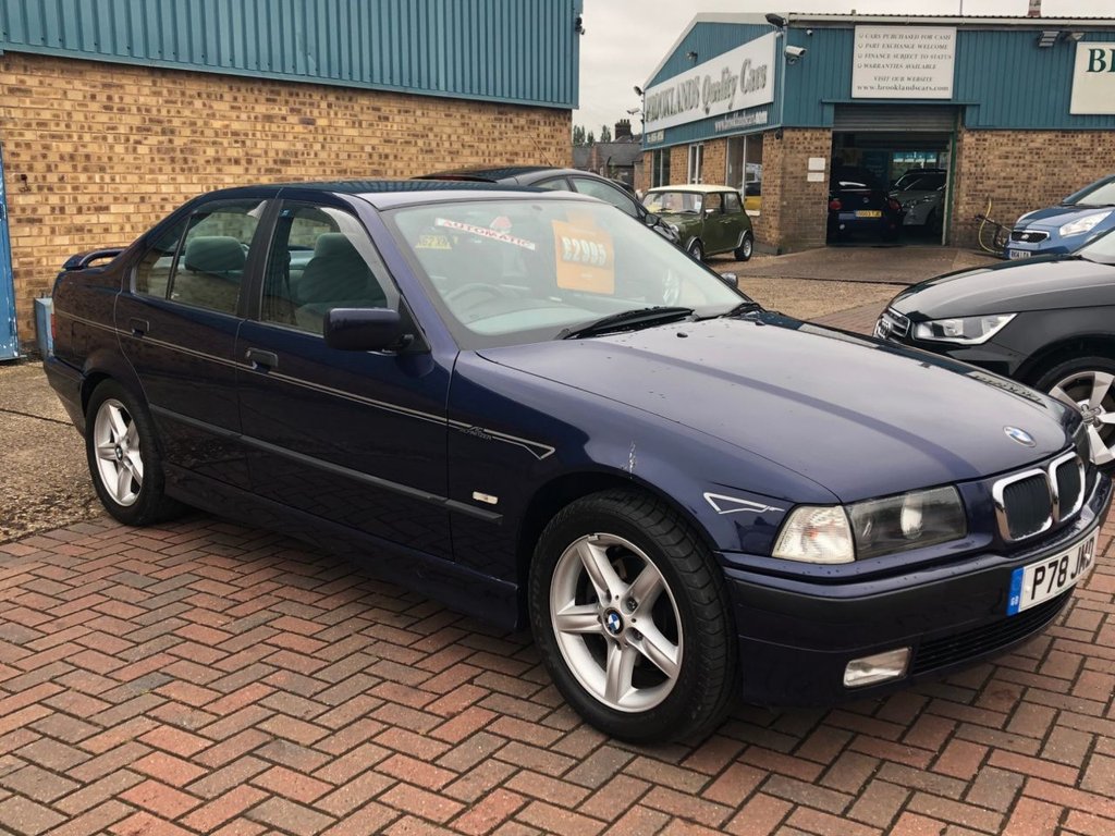 View our BMW 3 SERIES