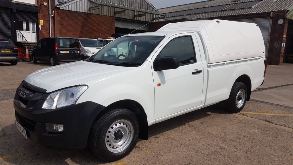 View our ISUZU D-MAX