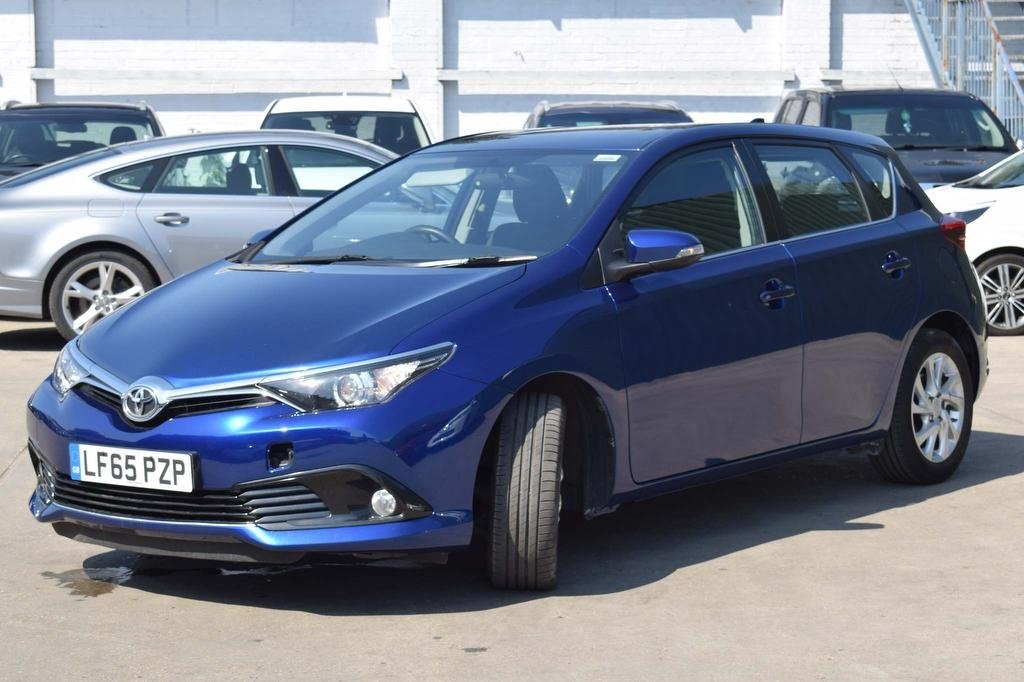 Toyota Auris 2016 >> 2016 Toyota Auris 1 2 Vvt I Business Edition Cvt 5dr 9 500 Toyota Auris 2016 >> 2016 Toyota Auris 1 2 Vvt I Business Edition Cvt 5dr 9 500