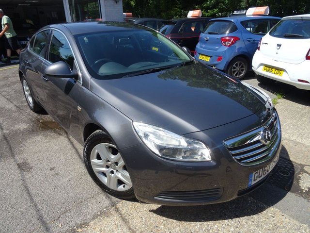 2010 60 Vauxhall Insignia 1.8 EXCLUSIV 5d 138 BHP