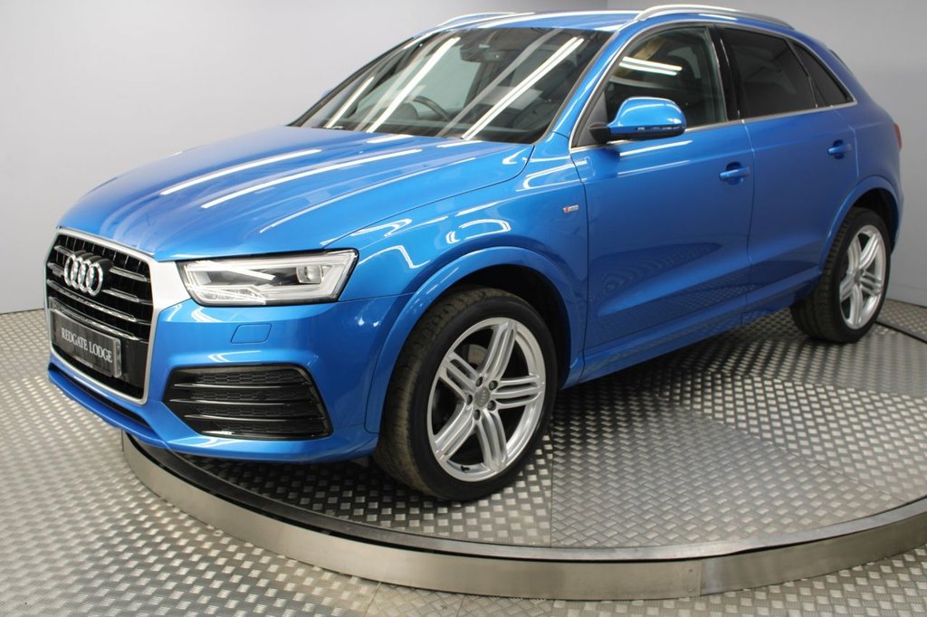 View our AUDI Q3