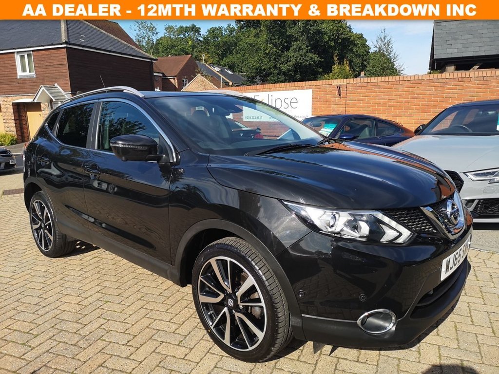 View our NISSAN QASHQAI