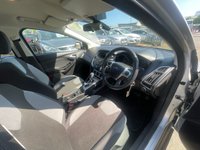 USED 2013 13 FORD FOCUS 1.6 ZETEC 5d AUTO 124 BHP VERY LOW GENUINE MILES *  AIR CONDITION *  ALLOY WHEELS *