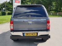 USED 2012 12 TOYOTA HI-LUX 3.0 INVINCIBLE 4X4 D-4D DCB 1d AUTO 169 BHP ** NO VAT * CANOPY+PARKING SENSORS