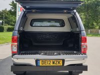 USED 2012 12 TOYOTA HI-LUX 3.0 INVINCIBLE 4X4 D-4D DCB 1d AUTO 169 BHP ** NO VAT * CANOPY+PARKING SENSORS