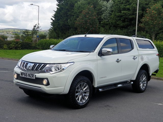 2016 66 Mitsubishi L200 2.4 DI-D 4WD BARBARIAN DCB 1d 178 BHP