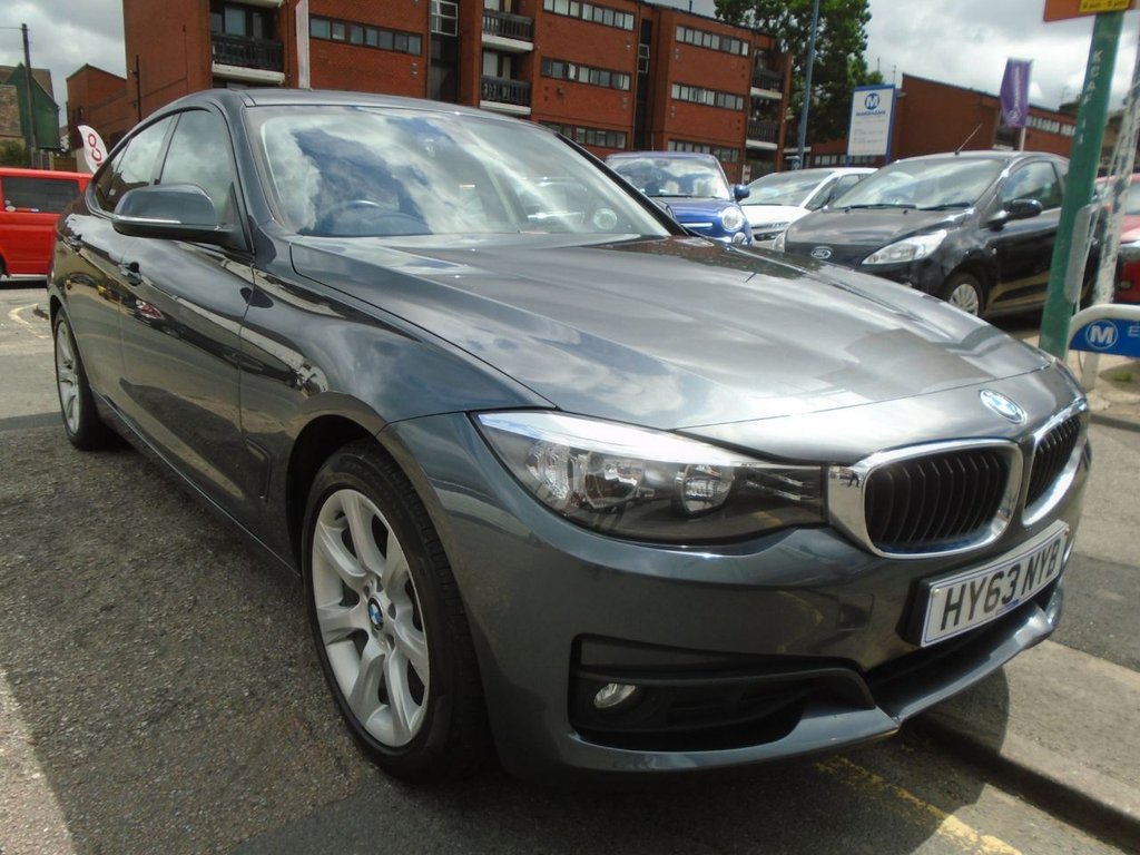 View our BMW 3 SERIES