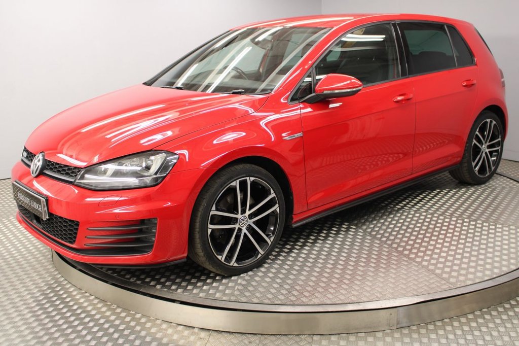 View our VOLKSWAGEN GOLF