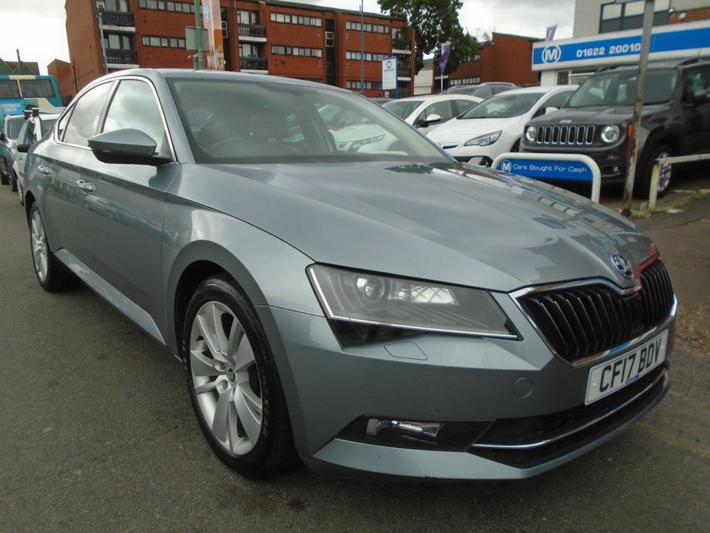 View our SKODA SUPERB