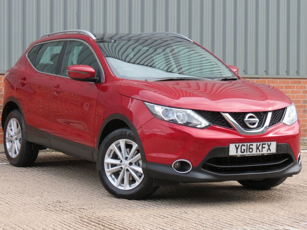 View our NISSAN QASHQAI