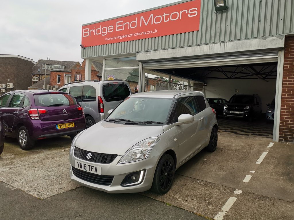 View our SUZUKI SWIFT