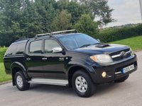 USED 2009 09 TOYOTA HI-LUX 3.0 4X4 D-4D D/C 1d 169 BHP FULL HISTORY * 10 STAMPS IN BOOK *
