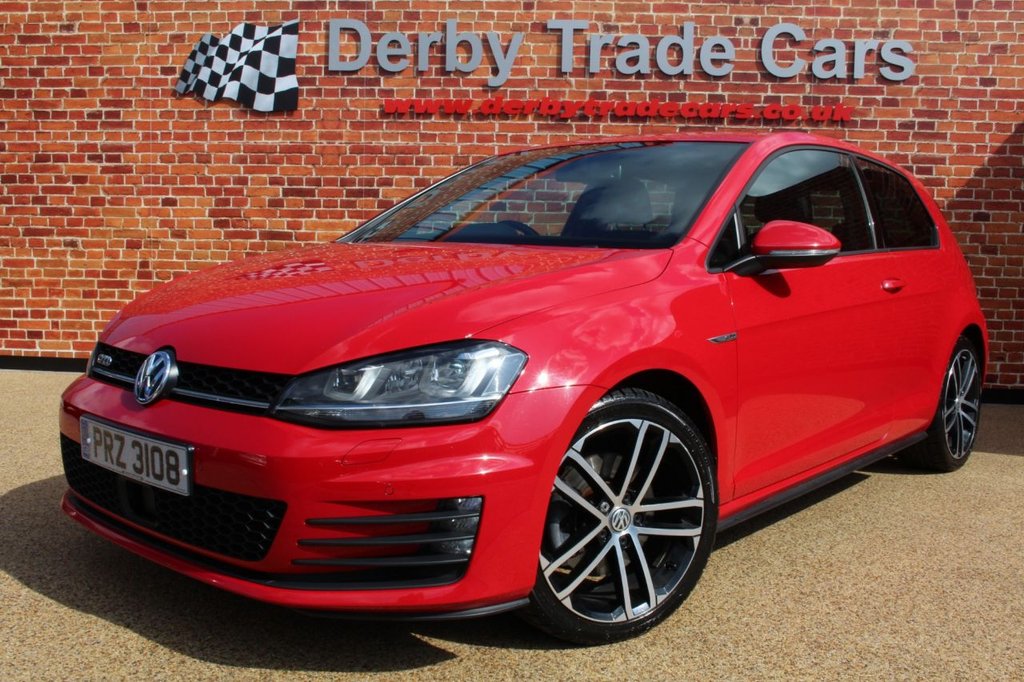 View our VOLKSWAGEN GOLF