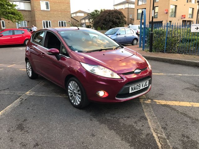 2009 09 Ford Fiesta 1.4 TITANIUM 5d AUTO 96 BHP