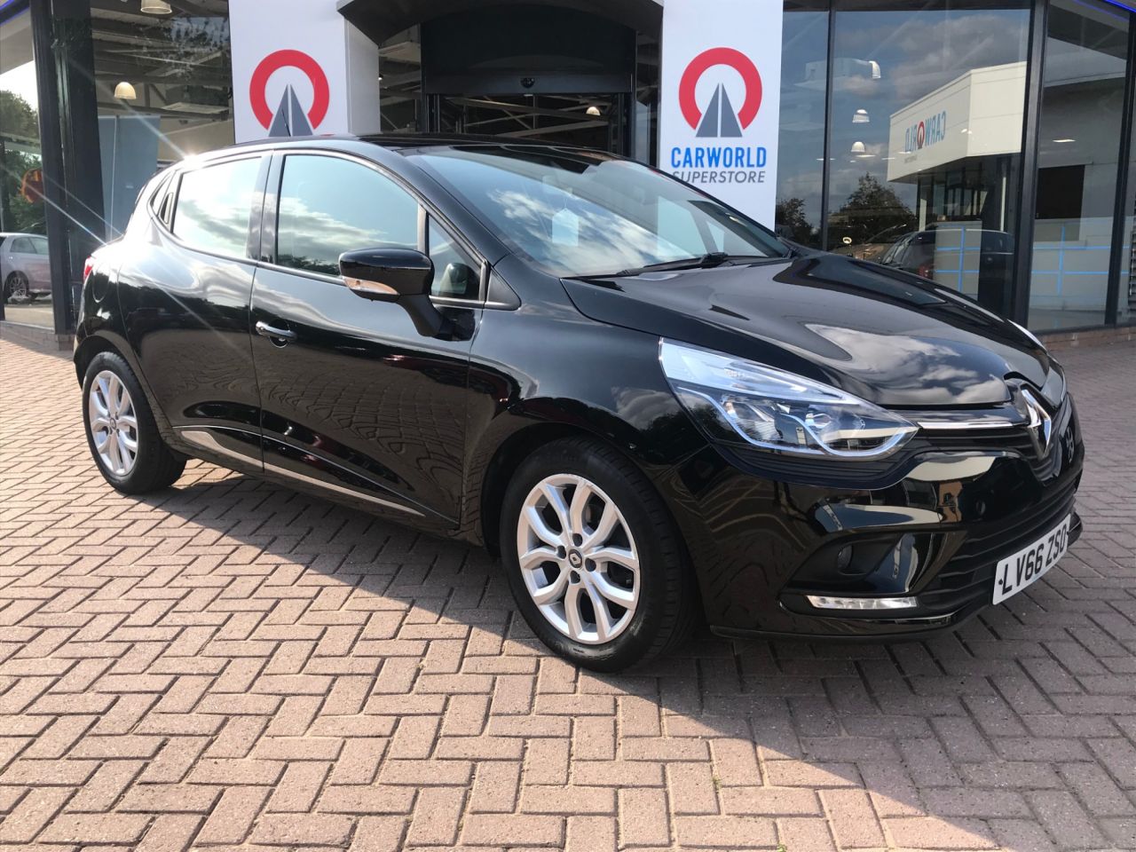 View our RENAULT CLIO