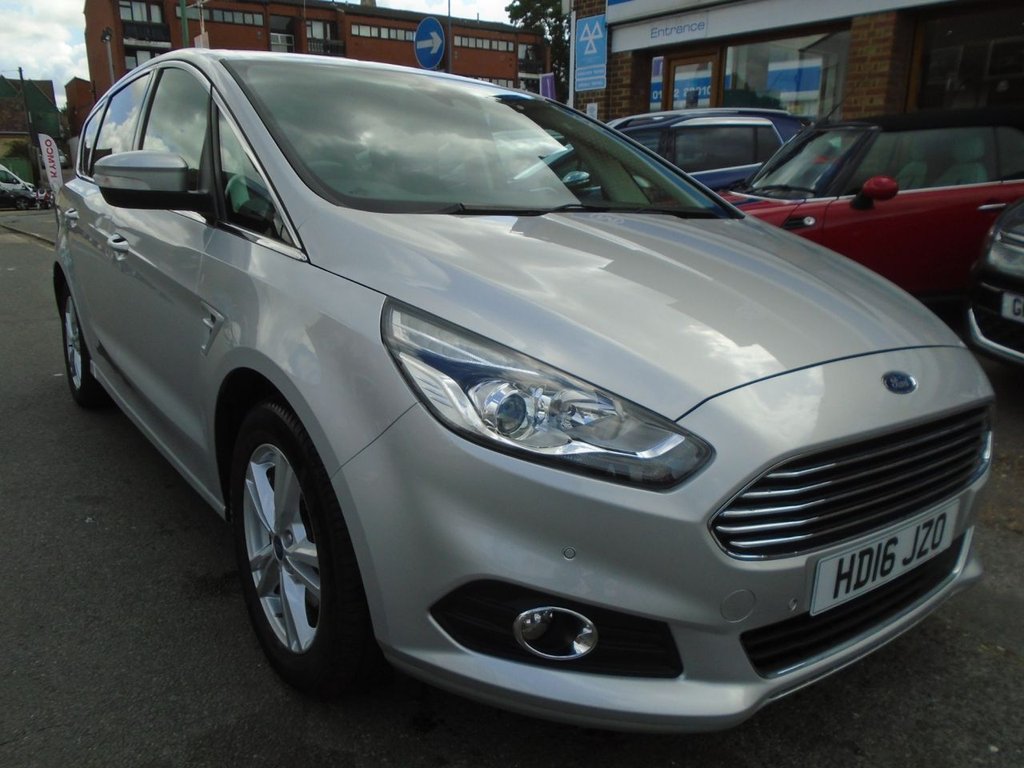 View our FORD S-MAX