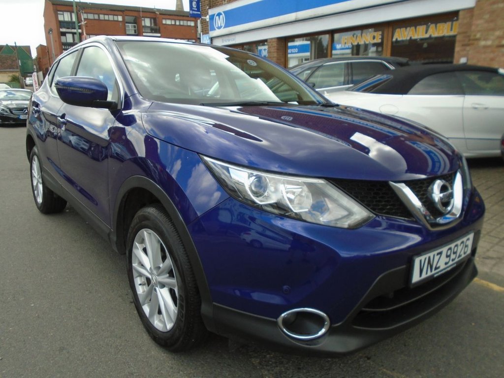 View our NISSAN QASHQAI