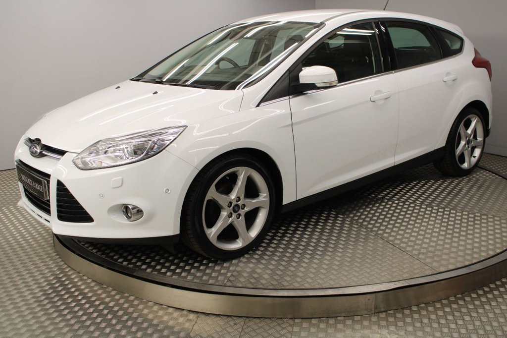 View our FORD FOCUS