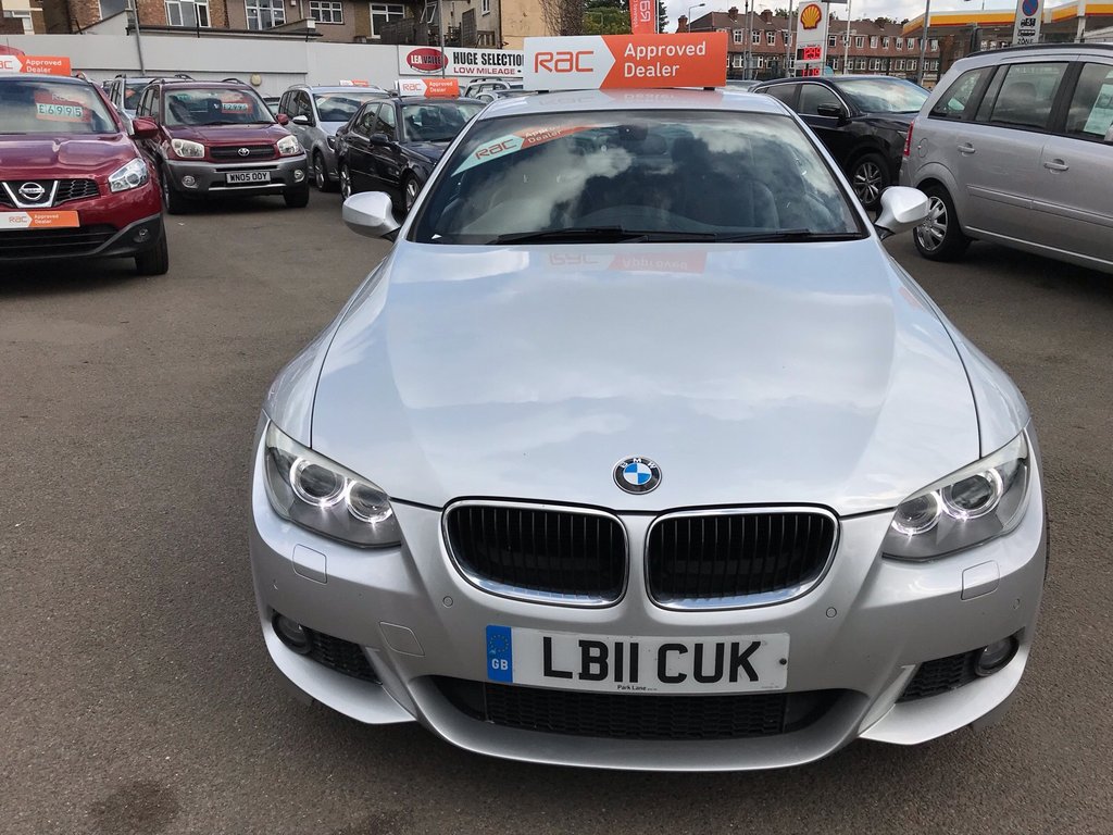 View our BMW 3 SERIES