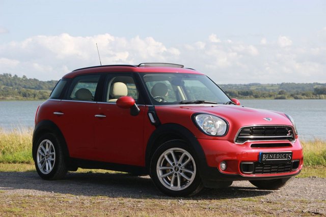 2014 64 MINI Countryman 1.6 COOPER S 5d 184 BHP